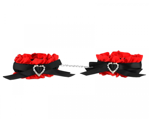 Amour Cuffs från Lustjakt.