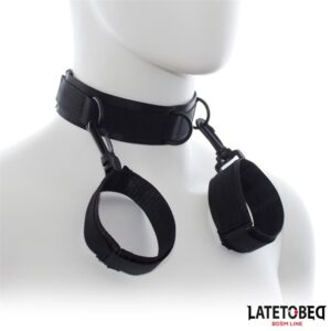 Collar With Wrist Restraints Handbojor & Fotbojor från Love Cherry.