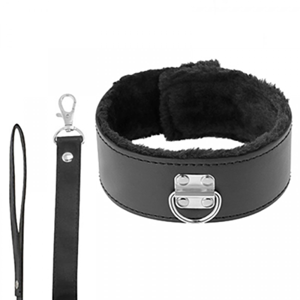 Furry Collar with Leash från Lustjakt.